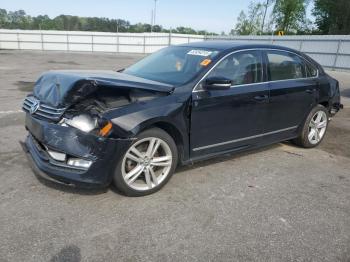  Salvage Volkswagen Passat