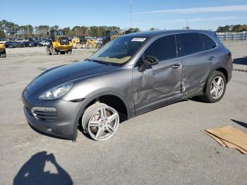  Salvage Porsche Cayenne