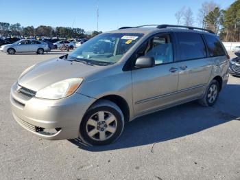  Salvage Toyota Sienna