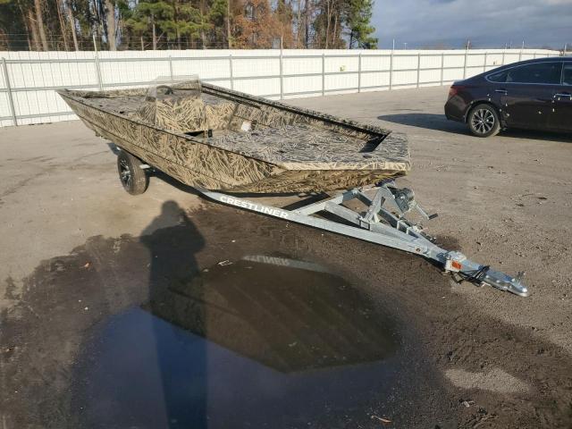  Salvage Crestliner Boat