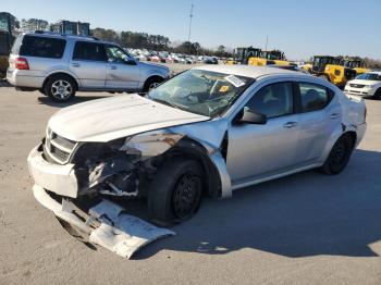  Salvage Dodge Avenger