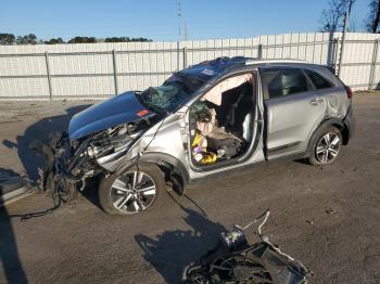  Salvage Kia Niro