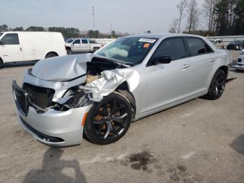  Salvage Chrysler 300