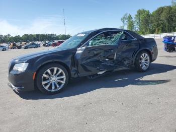 Salvage Chrysler 300