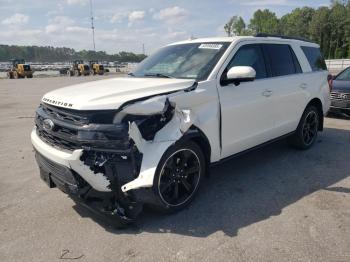  Salvage Ford Expedition