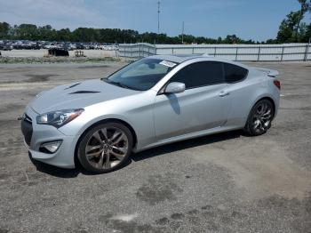  Salvage Hyundai Genesis