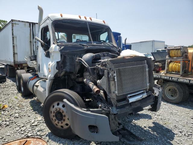  Salvage Freightliner Cascadia 1