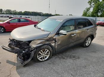  Salvage Kia Sorento