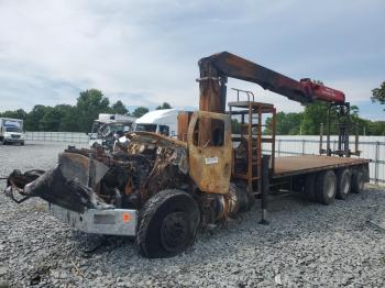  Salvage Freightliner 114sd
