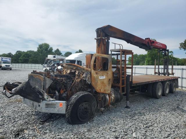  Salvage Freightliner 114sd