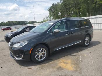  Salvage Chrysler Pacifica