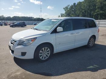  Salvage Volkswagen Routan