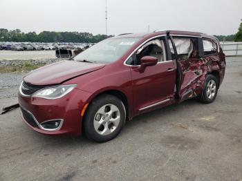  Salvage Chrysler Pacifica