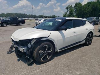  Salvage Kia EV6