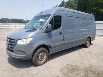 Salvage Mercedes-Benz Sprinter