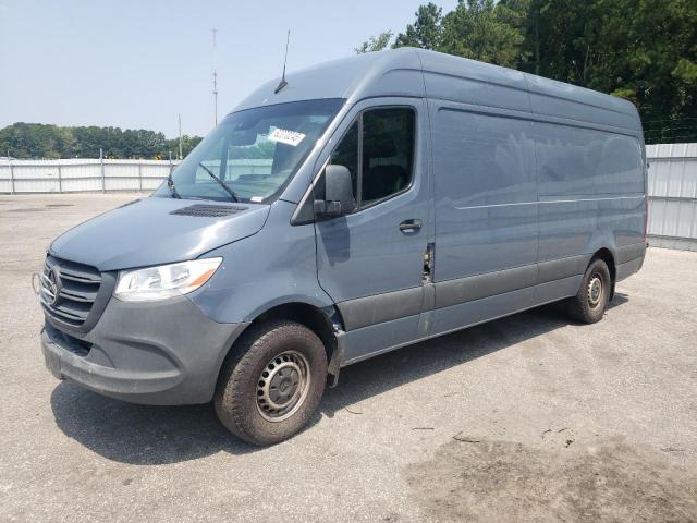 Salvage Mercedes-Benz Sprinter