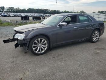  Salvage Chrysler 300