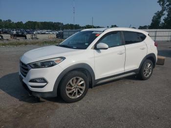  Salvage Hyundai TUCSON