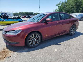  Salvage Chrysler 200