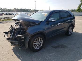  Salvage Kia Sorento