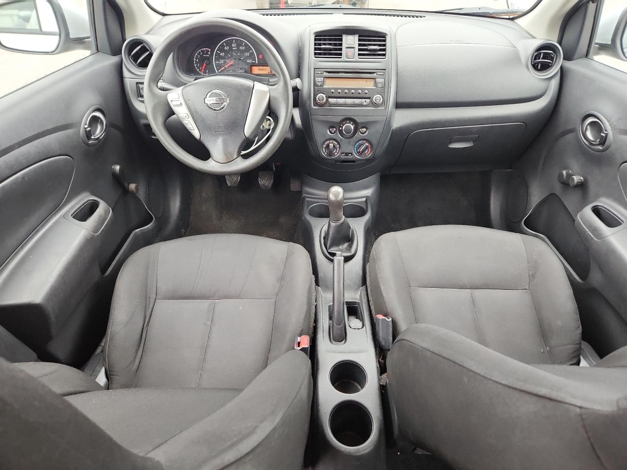 Nissan Versa S Image 5