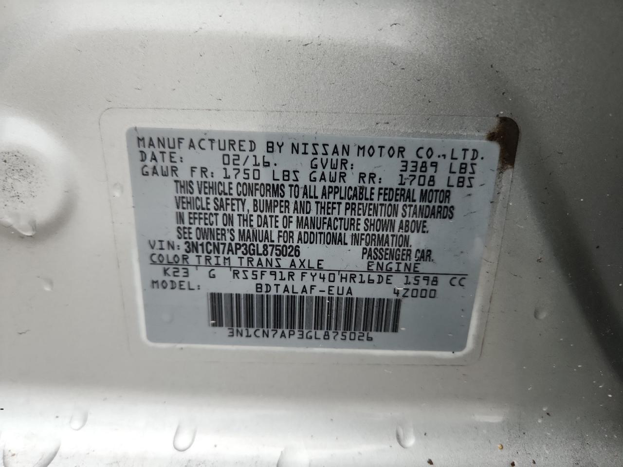 Nissan Versa S Image 11