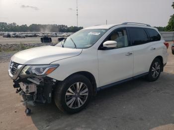  Salvage Nissan Pathfinder