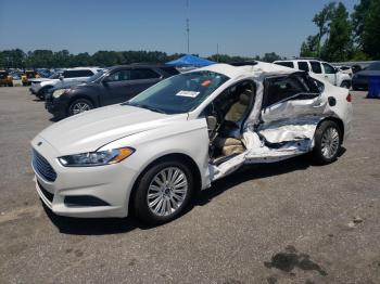  Salvage Ford Fusion