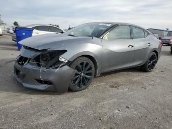  Salvage Nissan Maxima