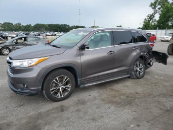  Salvage Toyota Highlander