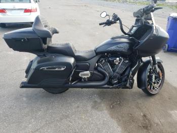  Salvage Indian Motorcycle Co Challenger