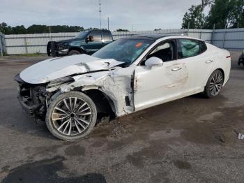  Salvage Kia Stinger
