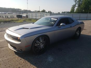  Salvage Dodge Challenger