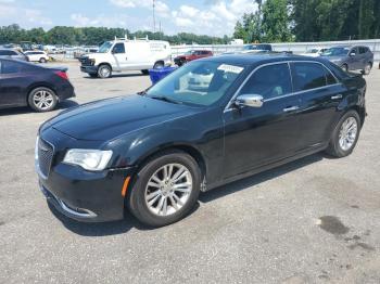  Salvage Chrysler 300