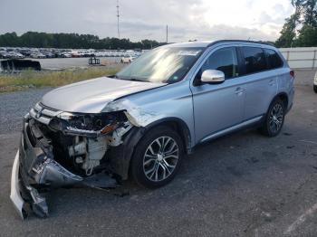  Salvage Mitsubishi Outlander