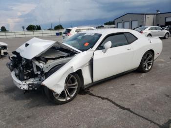  Salvage Dodge Challenger