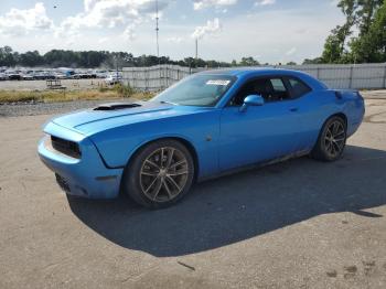  Salvage Dodge Challenger