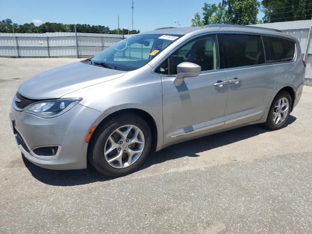  Salvage Chrysler Pacifica