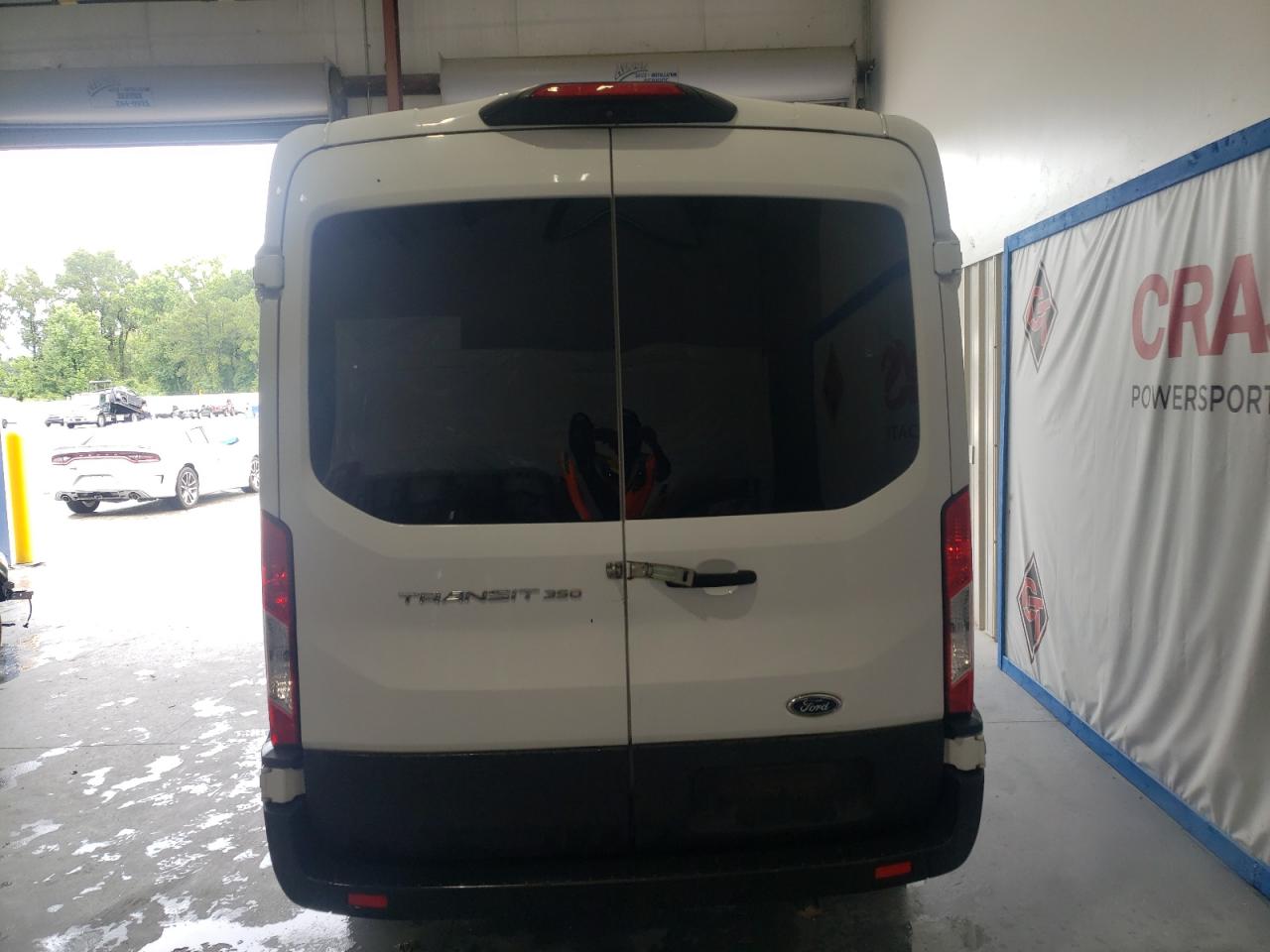 Ford Transit T-350 Image 8