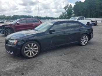  Salvage Chrysler 300