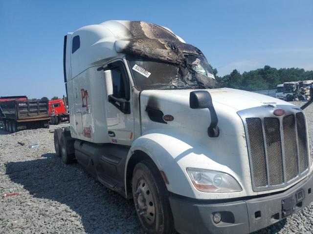  Salvage Peterbilt 579