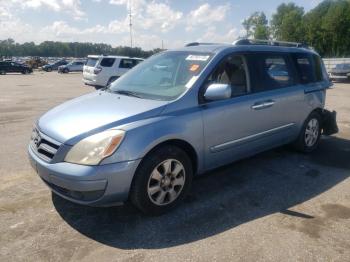  Salvage Hyundai Entourage