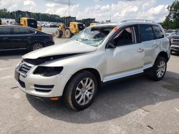  Salvage Volkswagen Touareg