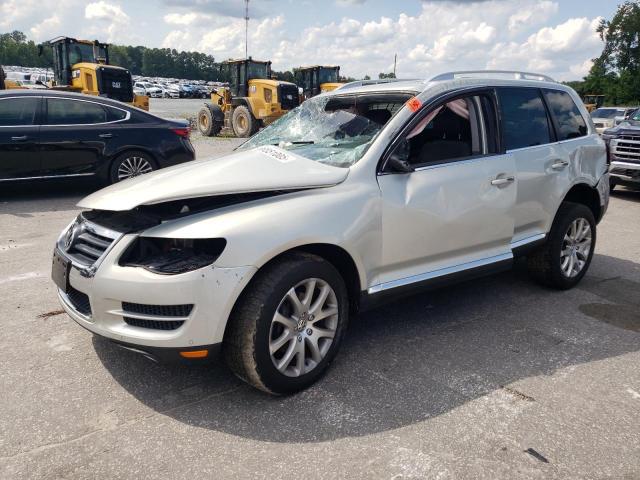  Salvage Volkswagen Touareg