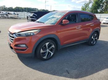  Salvage Hyundai TUCSON