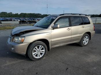  Salvage Toyota Highlander