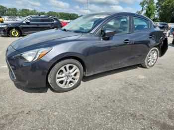  Salvage Toyota Yaris