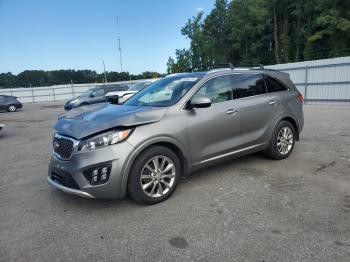  Salvage Kia Sorento