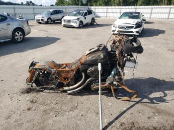  Salvage Harley-Davidson Fl