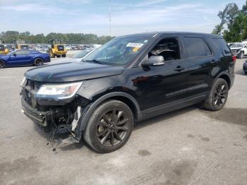  Salvage Ford Explorer